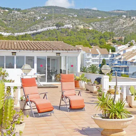 Atico Con Terraza En Primera Linea Fontana Real Villas