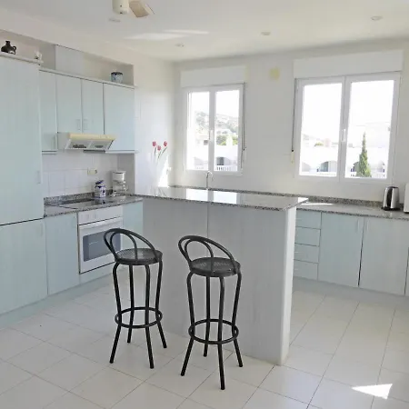 Atico Con Terraza En Primera Linea Fontana Real Villas